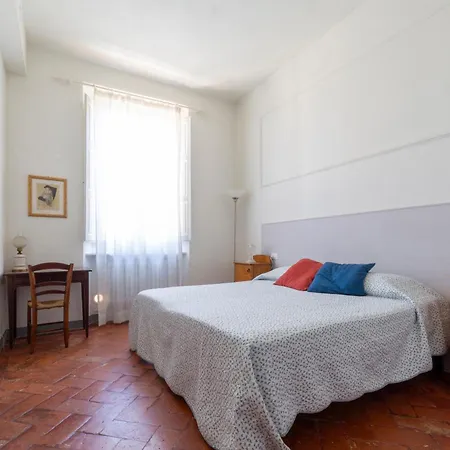 Daire Casa Iginia With A View 300mt From Ponte Vecchio *